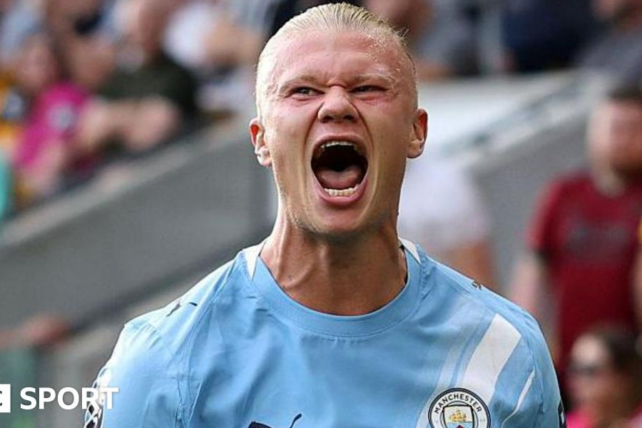 Wolves Hold Their Ground Against Manchester City in Intense Clash